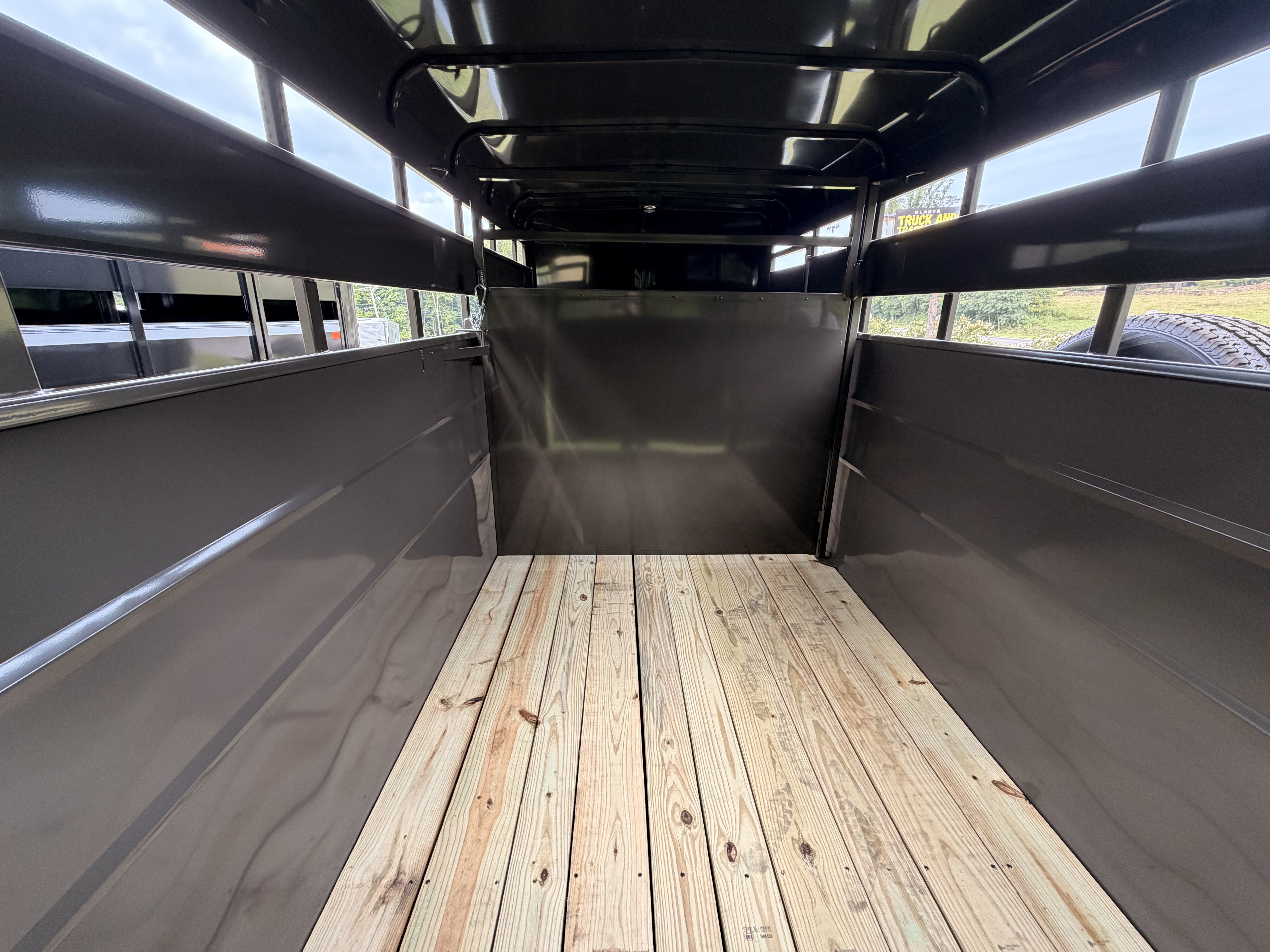 2027 Valley Trailers 6 x 16 Straight Load Stock Horse-Stock Trailer