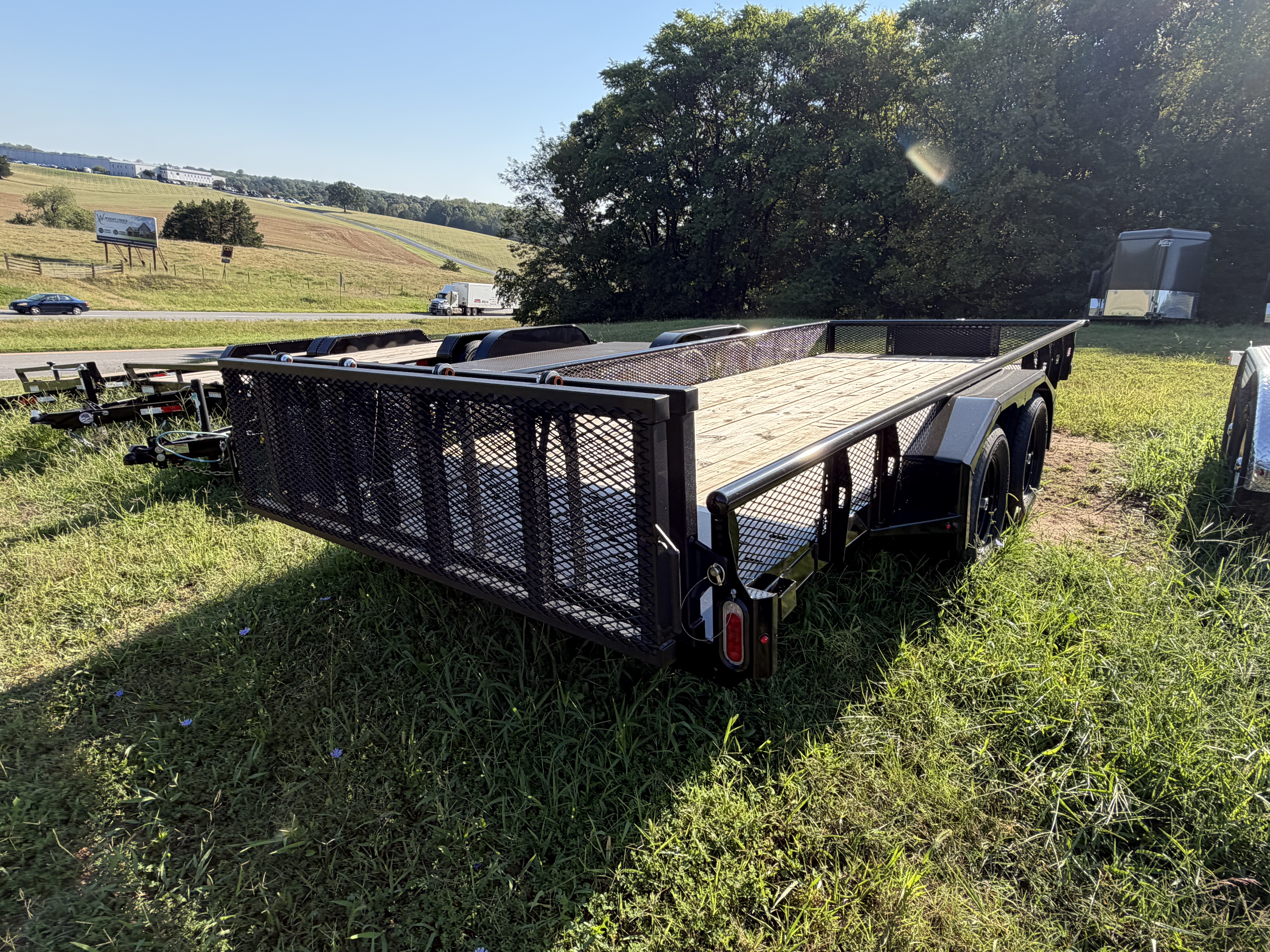 2026 Diamond C GTU235M Landscape-Utility Trailers