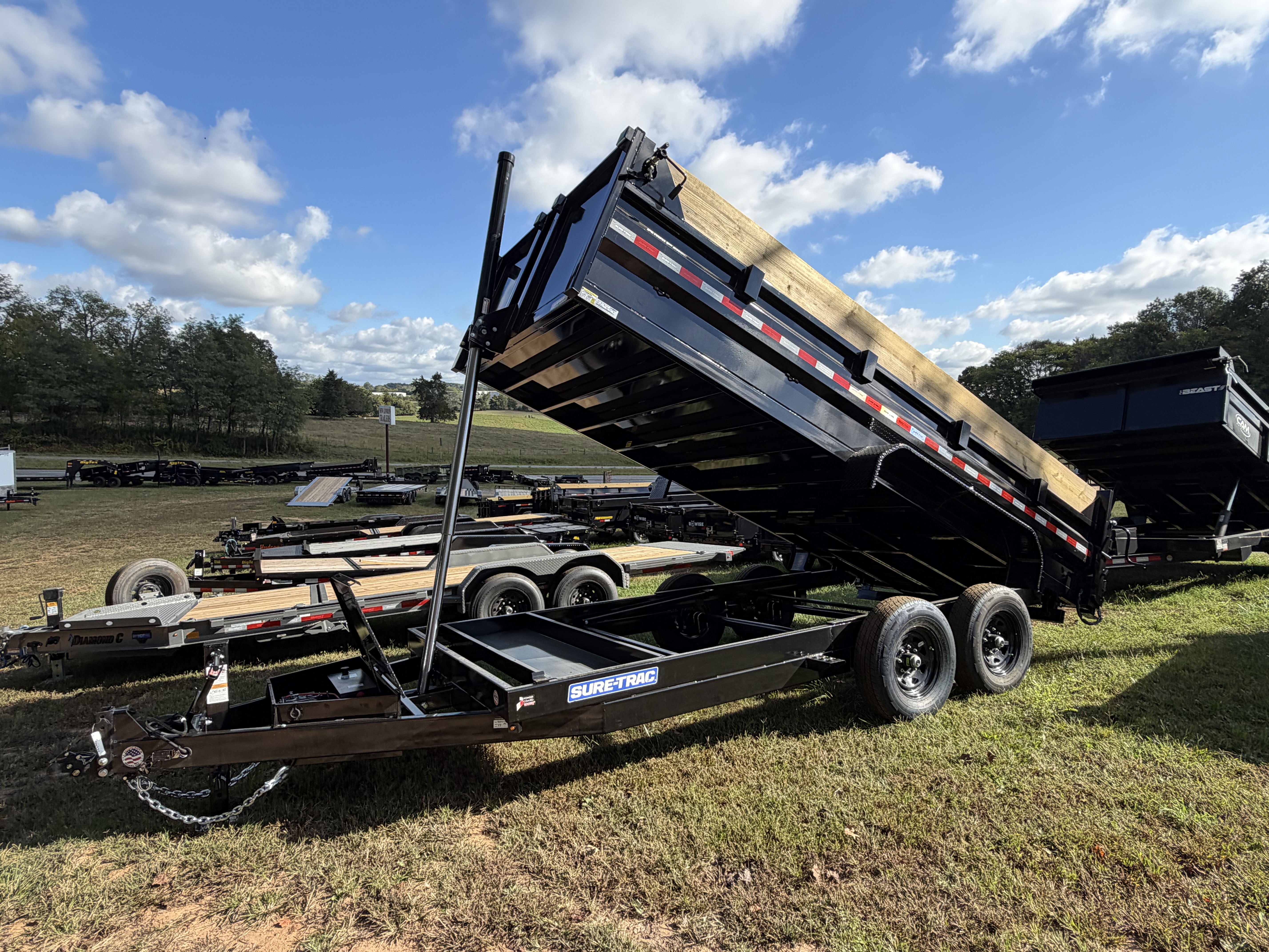 2027 Sure-Trac ST-HTDU8216 Dump Trailer